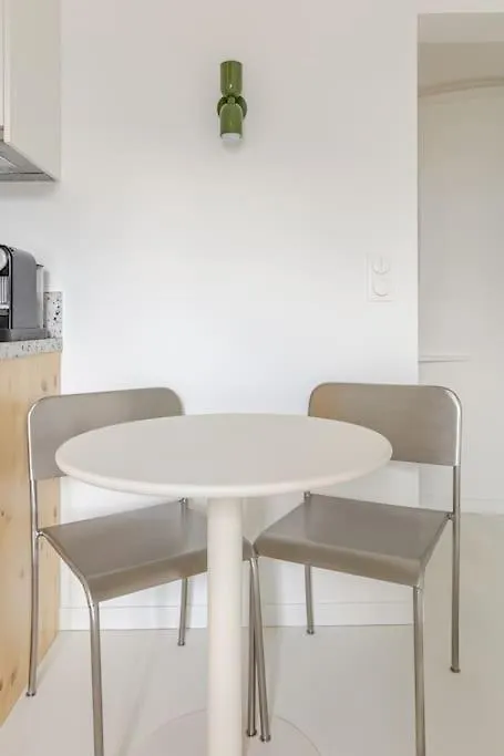 Charming Studio Ideally Located In Paris, 9Th Apartment